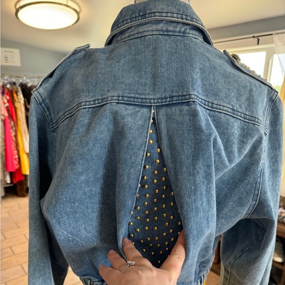 Vintage Cropped Denim Jacket - Picture 2 of 5